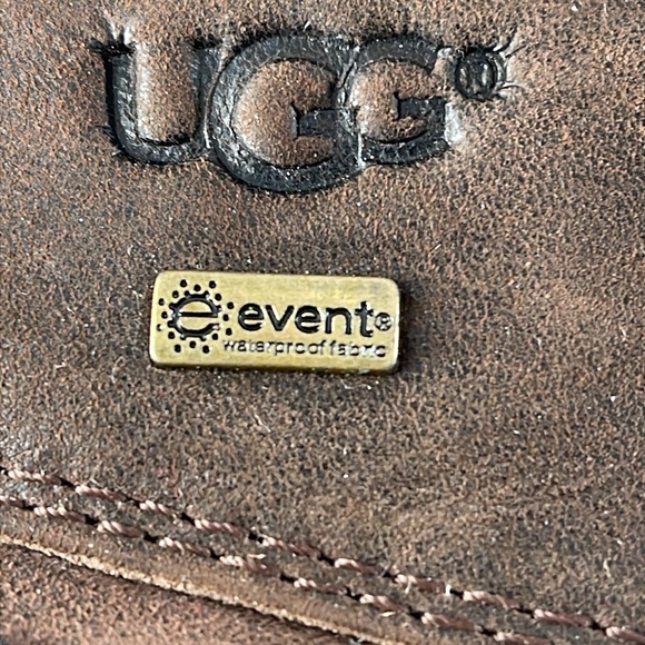 UGG Adirondack boots - Picture 12 of 13